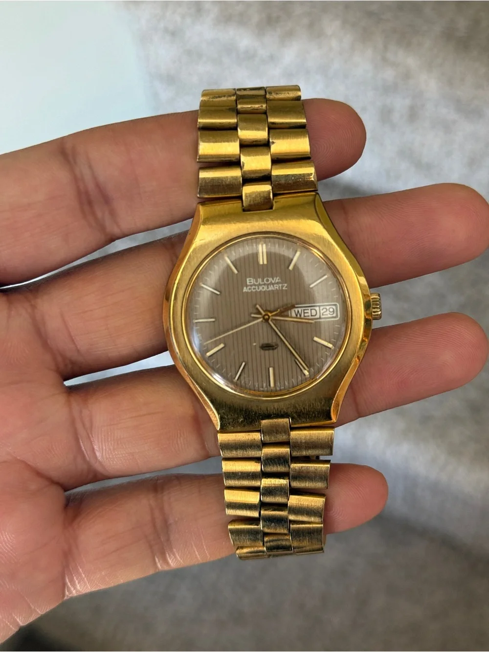 Bulova Accuquartz vintage Gold Men's day date Watch